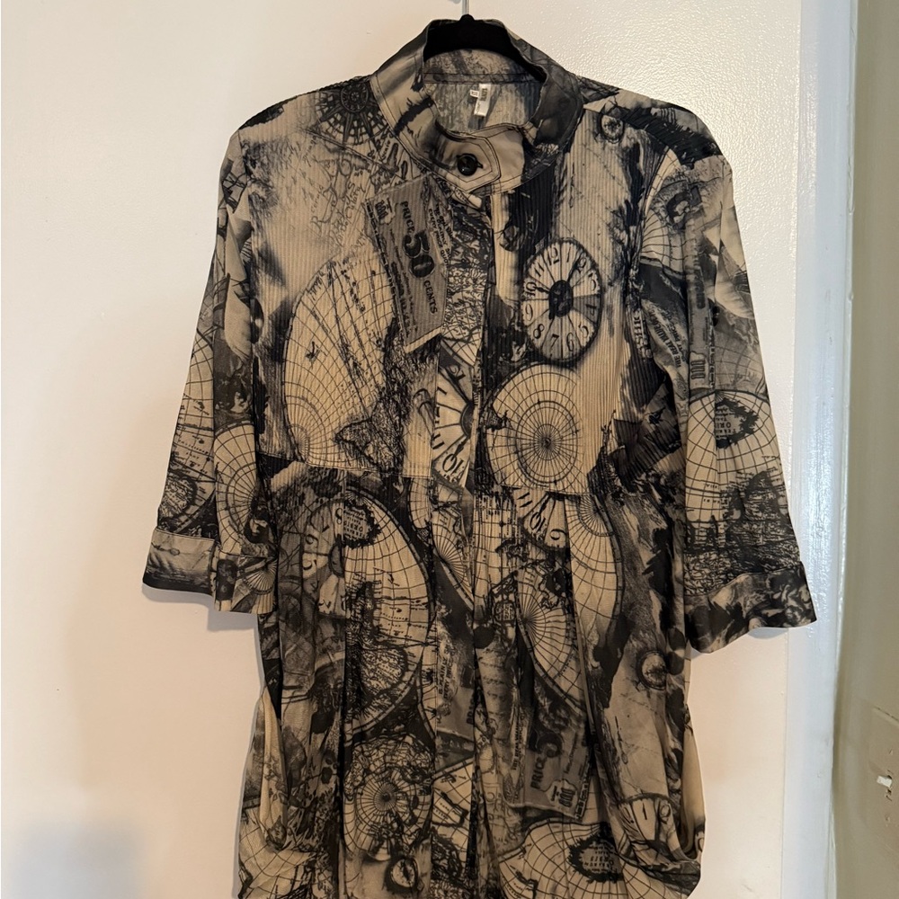 Women's Beige and Black Graphic Shirt Jacket